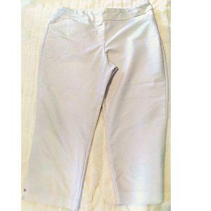 Dana Buchman Short Pants